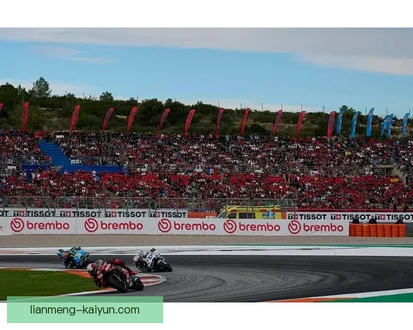 费尔南德斯再创佳绩揭示新赛季MotoGP激烈竞争格局 费尔南德斯再创佳绩揭示新赛季MotoGP激烈竞争格局